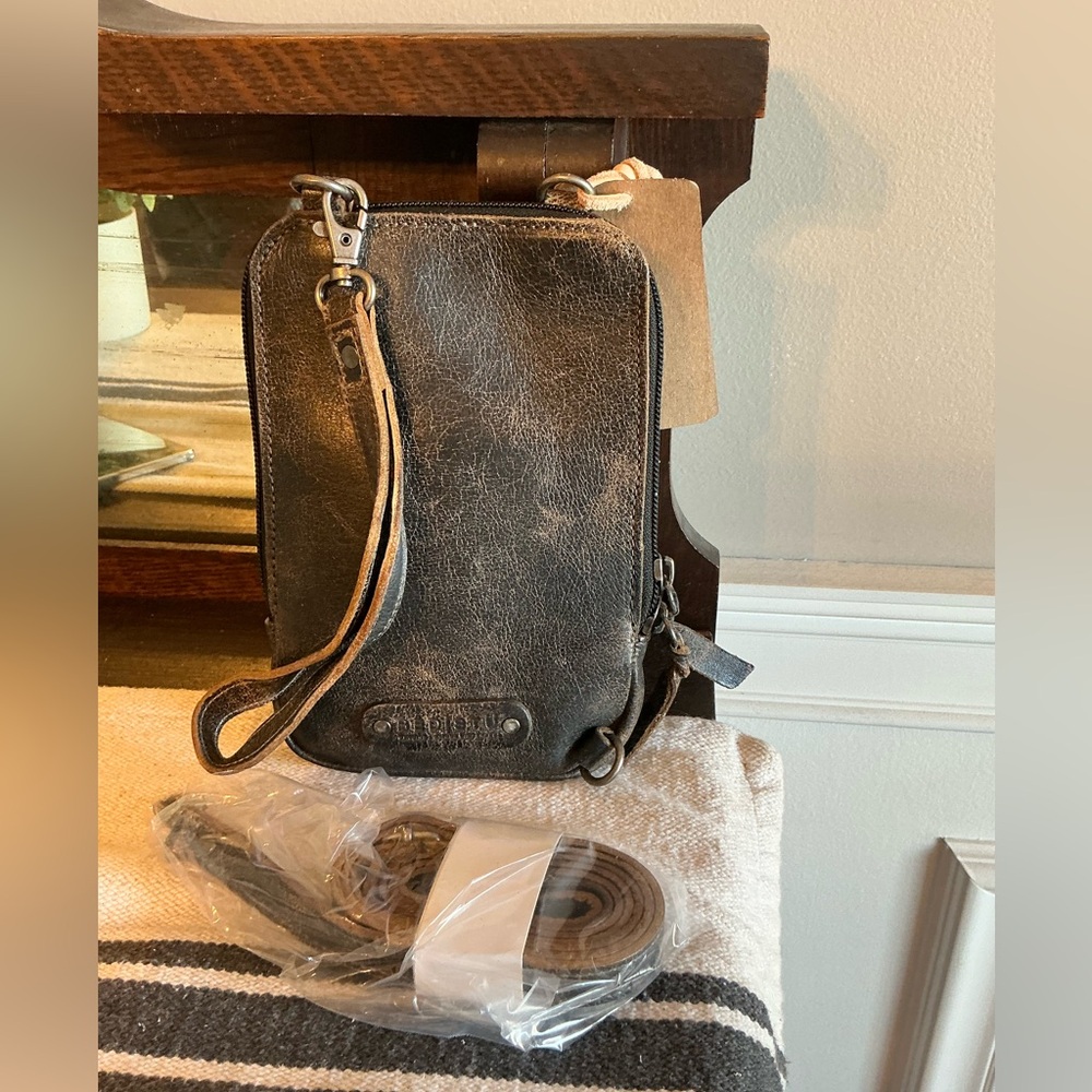 NWT Bed Stu Leather Alelike Crossbody Wristlet Phone Wallet Black Lux MSRP $185 - Picture 5 of 16
